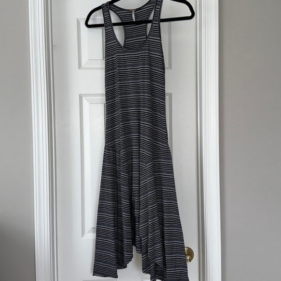 Free People Gray & Black Racerback Style Stretchy Fit & Flare Dress. Sm - Picture 7 of 12